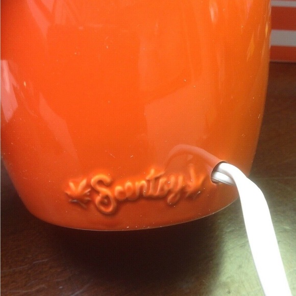 2/$40 Boise State Scentsy Warmer - Picture 2 of 2